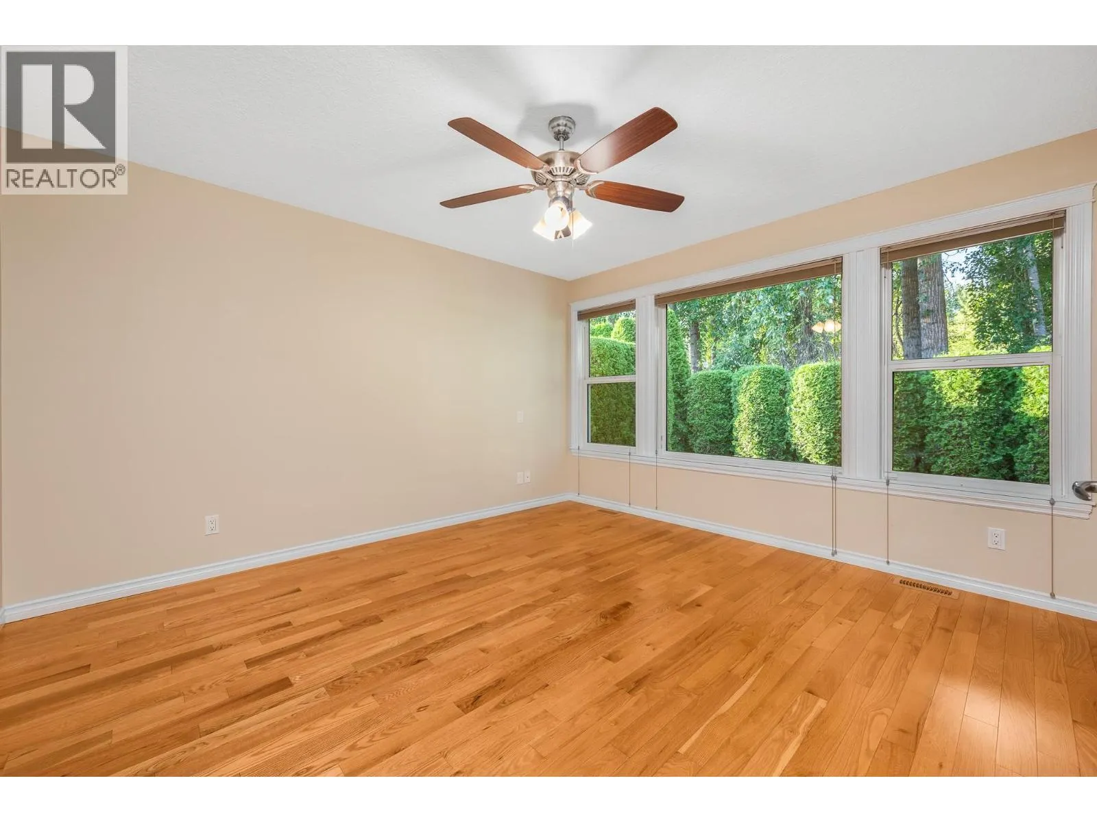 2200 53 Avenue Unit# 106
