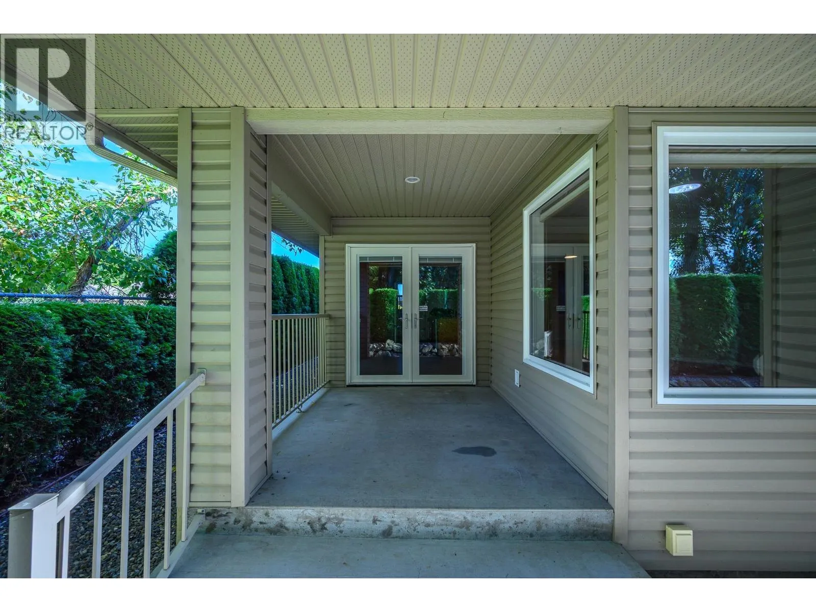 2200 53 Avenue Unit# 106