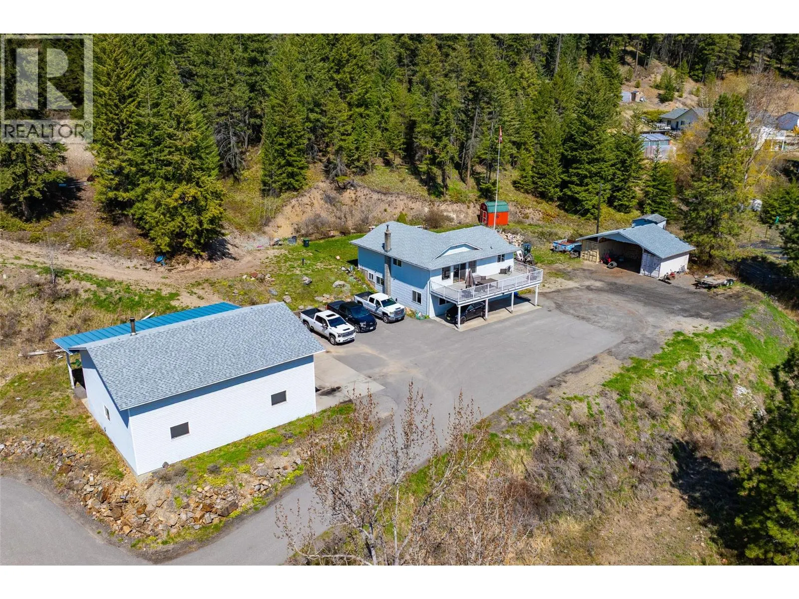 7114 Goshawk Road
