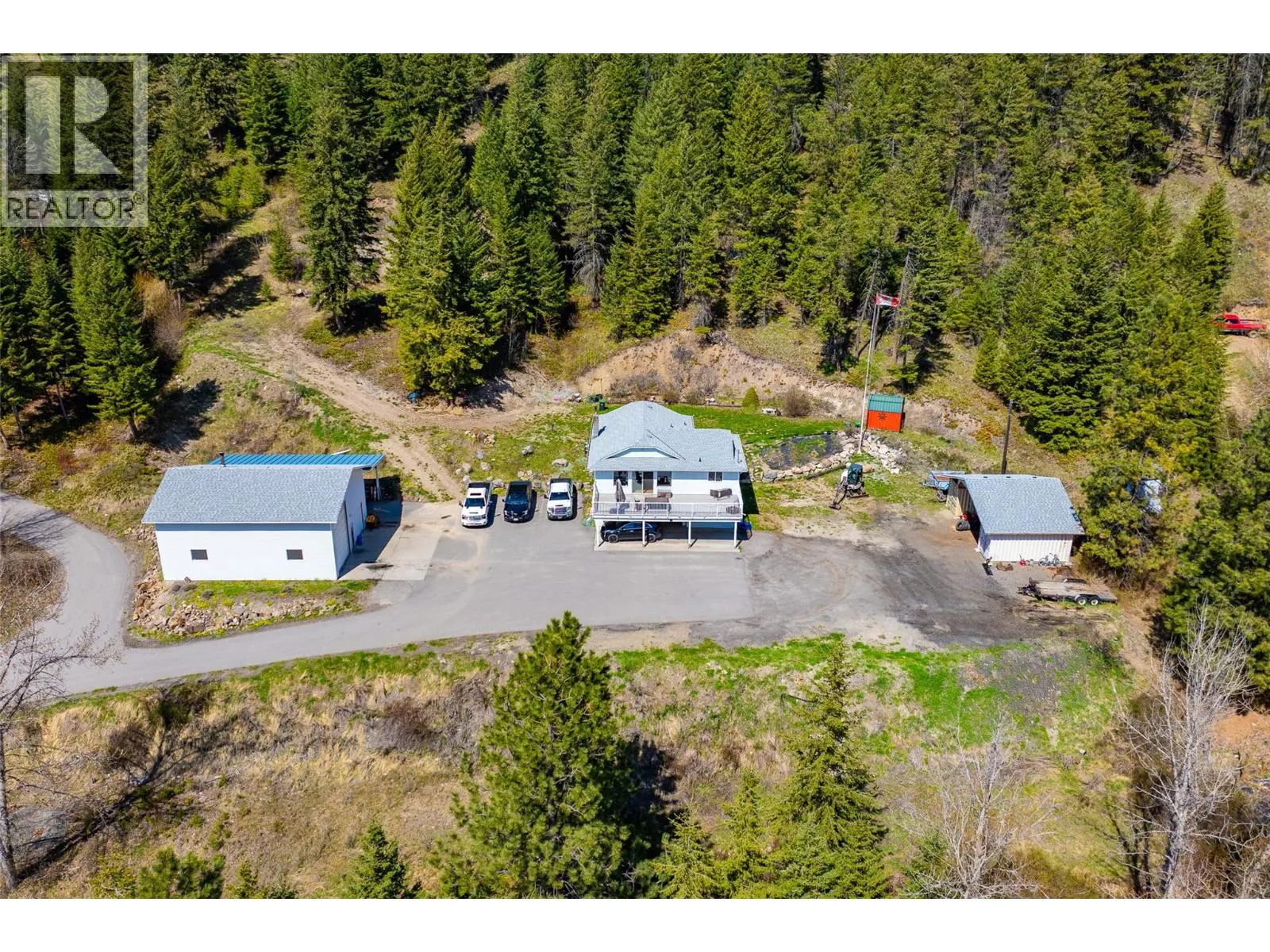 7114 Goshawk Road
