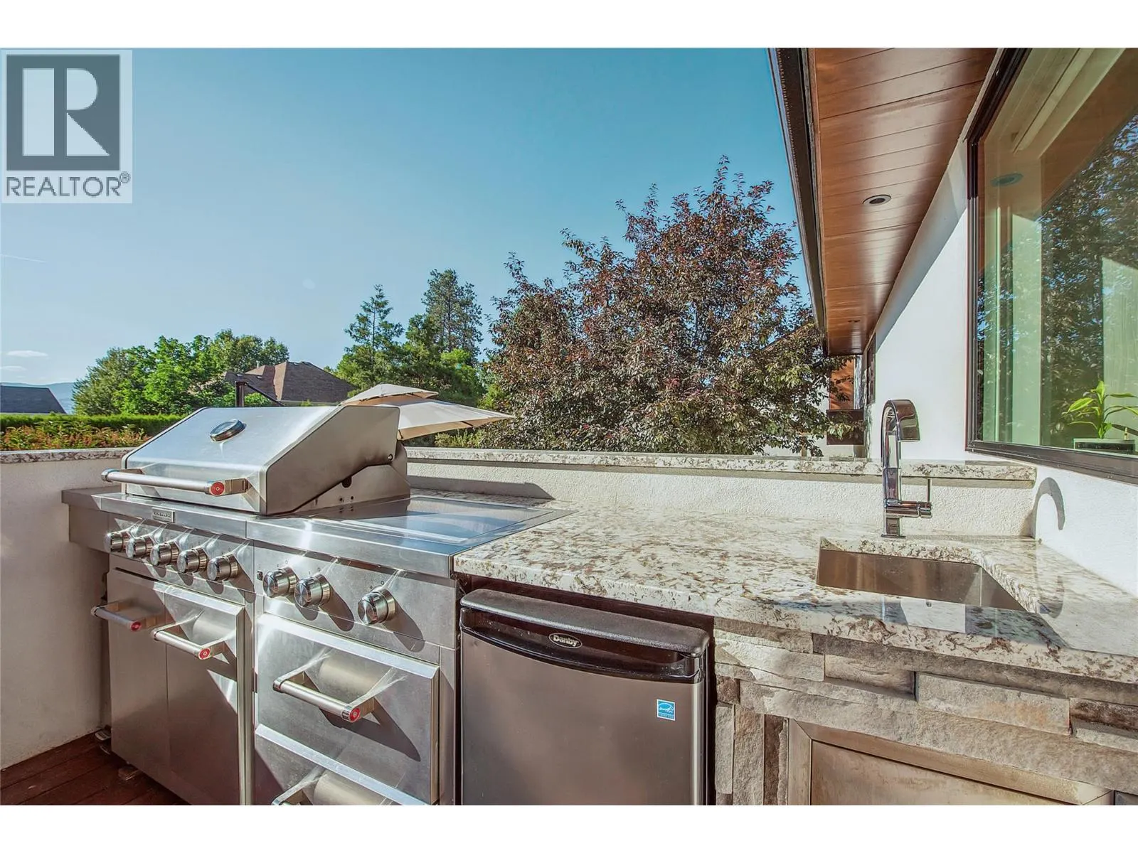 4354 Kensington Drive