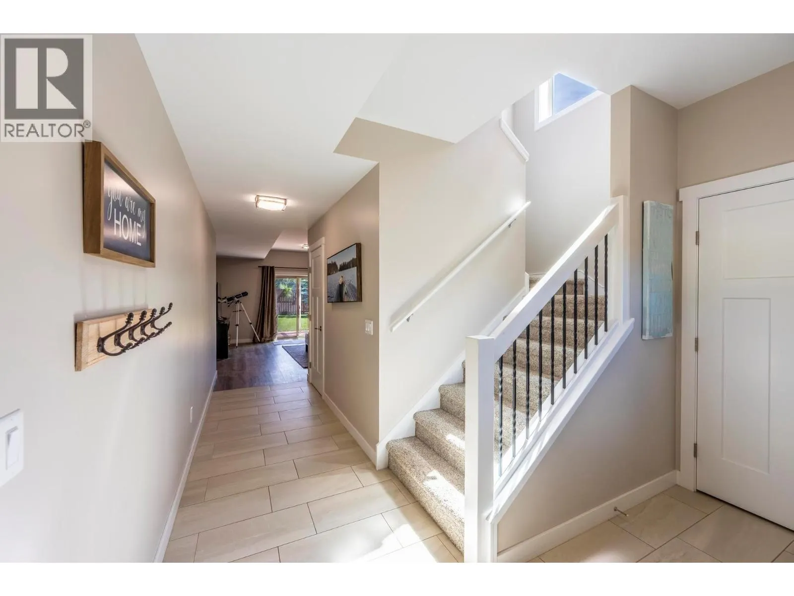 974 SWANSEA VIEW Road