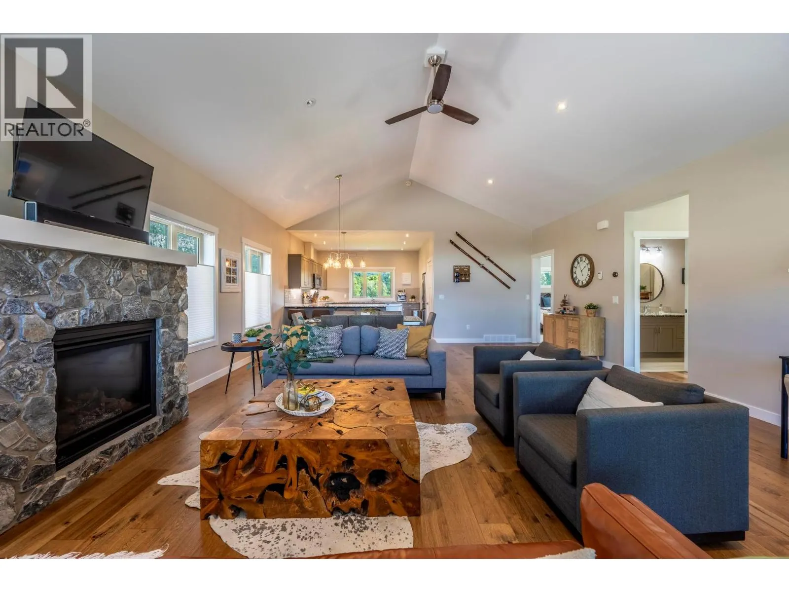 974 SWANSEA VIEW Road