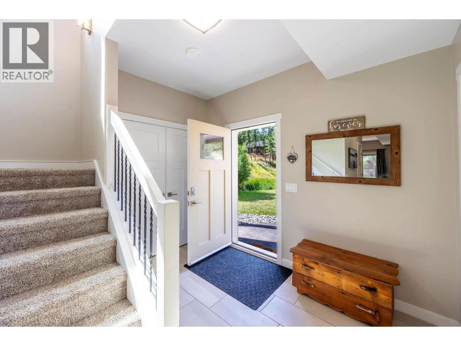 974 SWANSEA VIEW Road