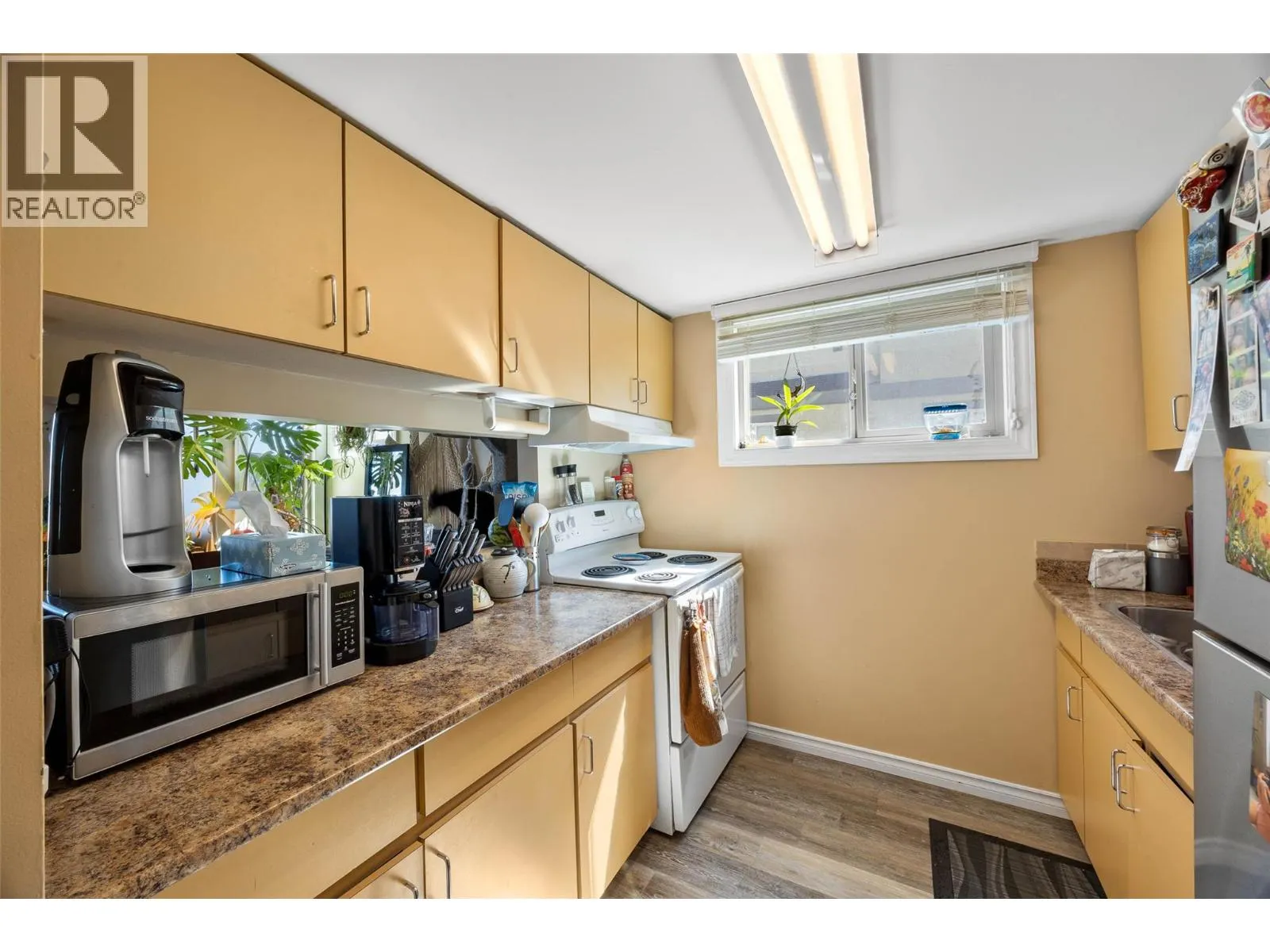 1750 SUMMIT Drive Unit# 13