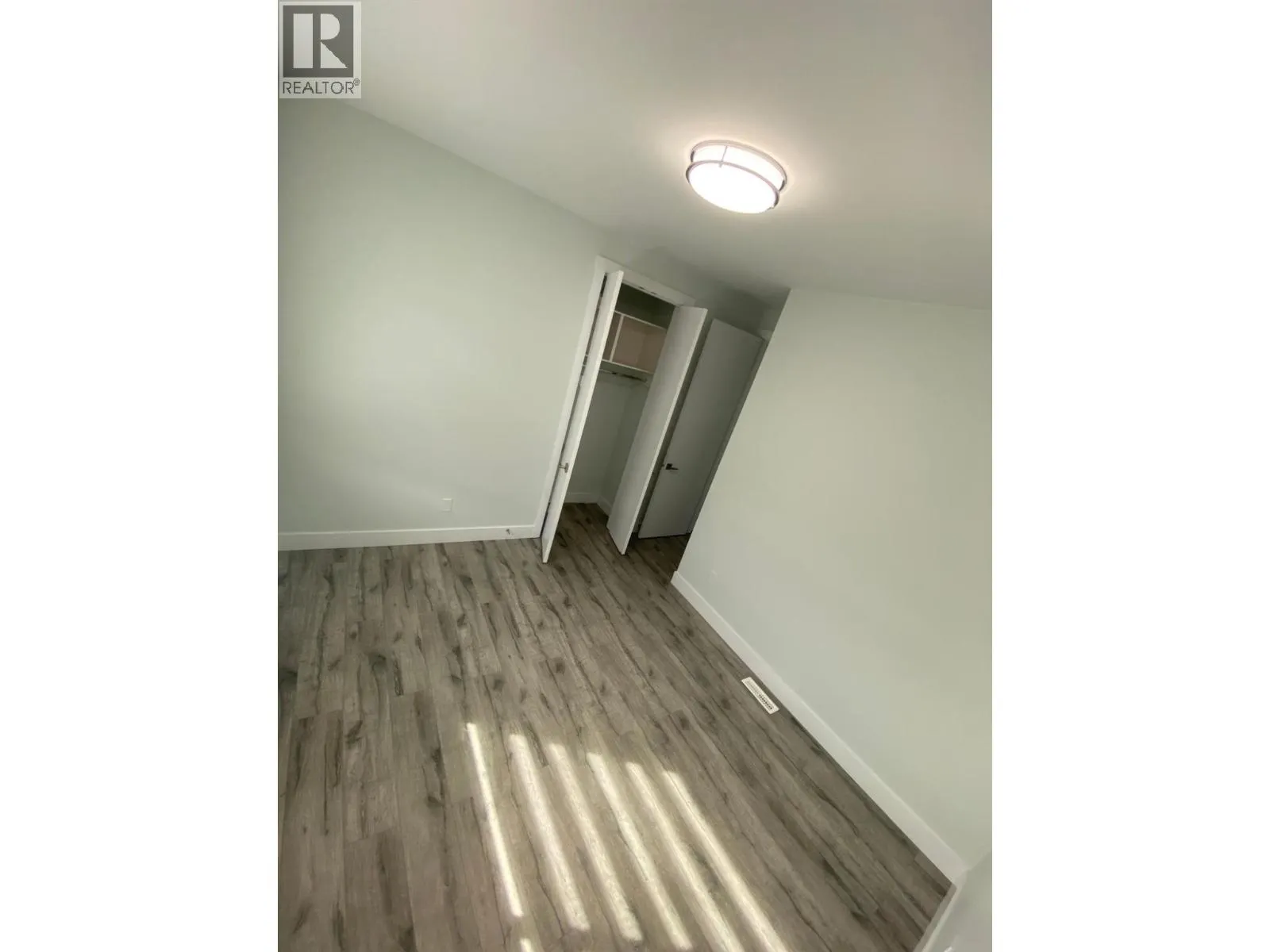 1698 BALSAM Place