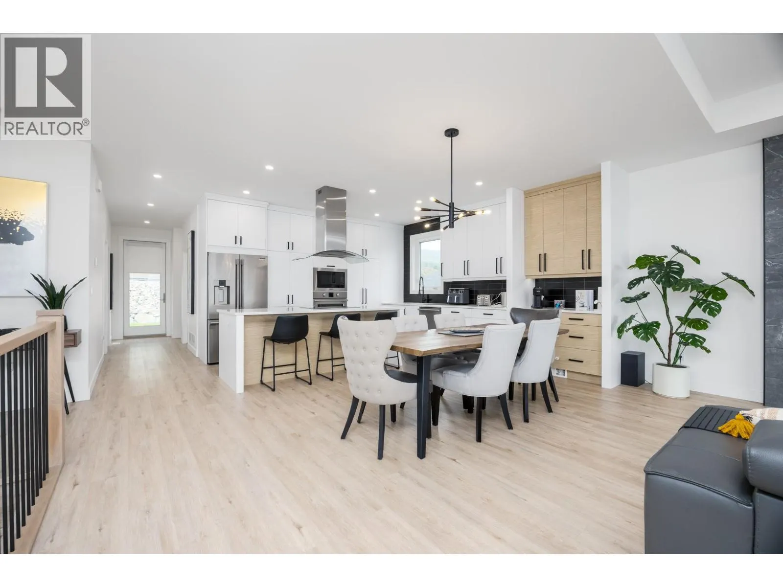 137 Whitefish Road