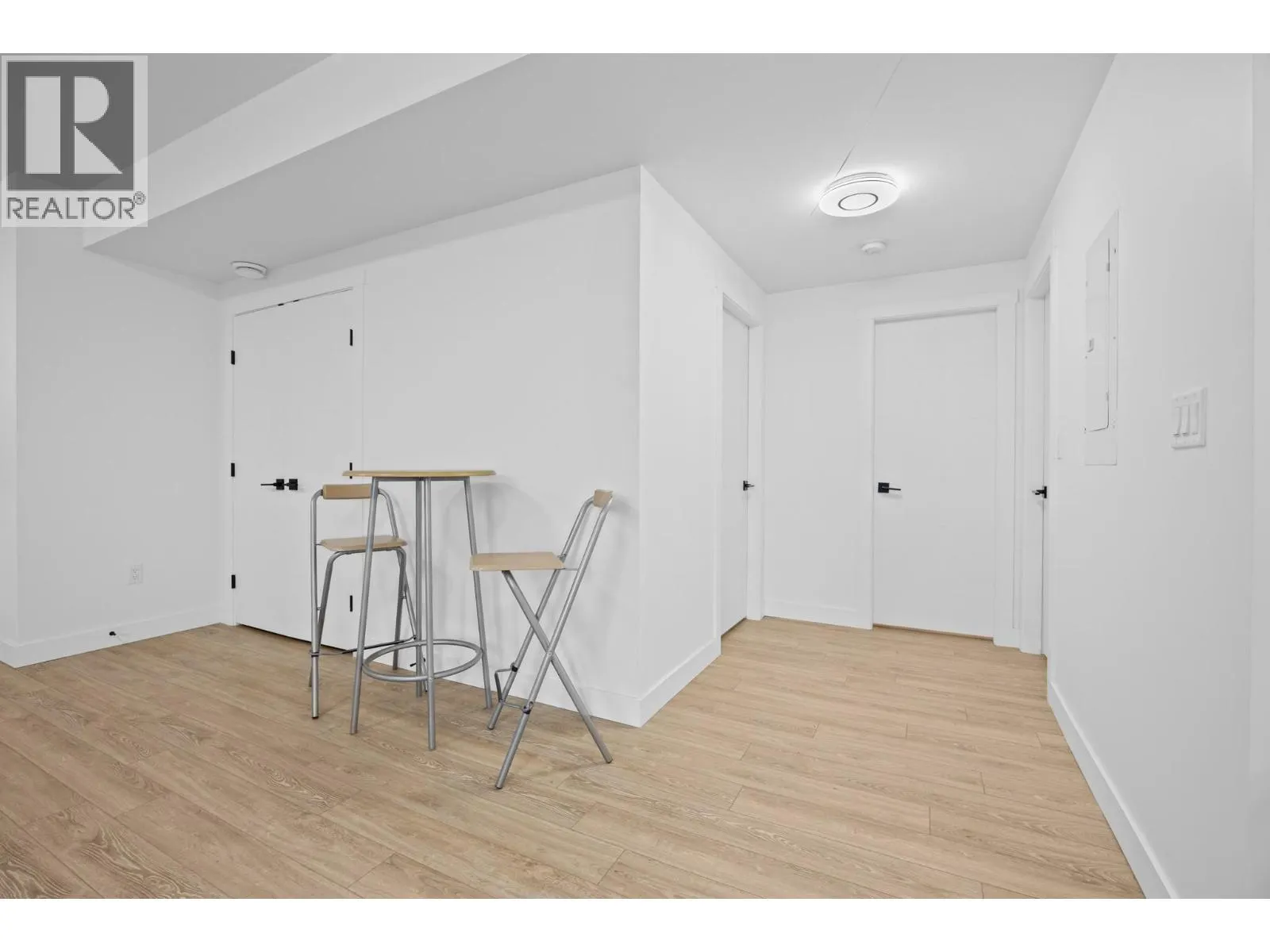 137 Whitefish Road