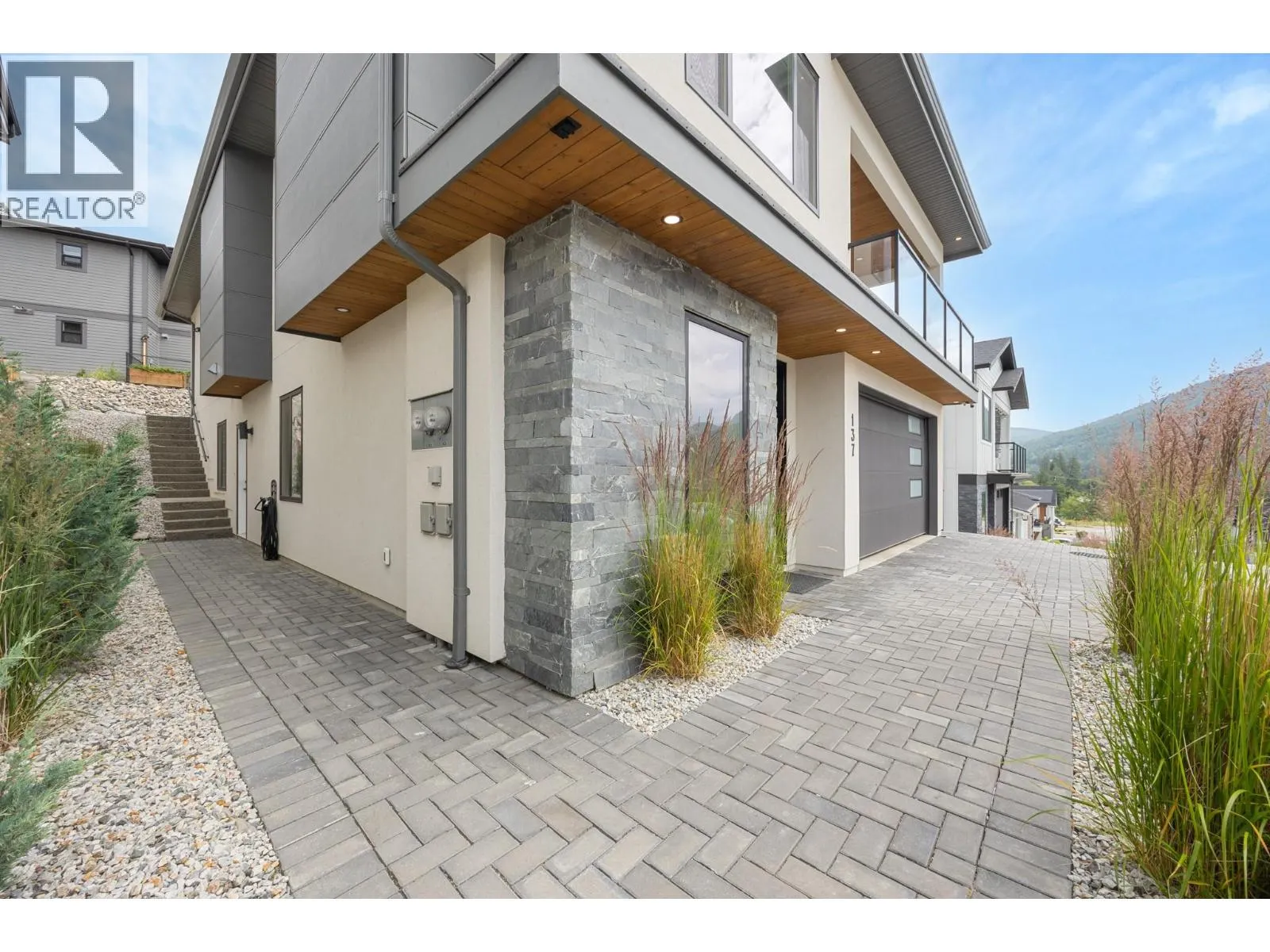 137 Whitefish Road