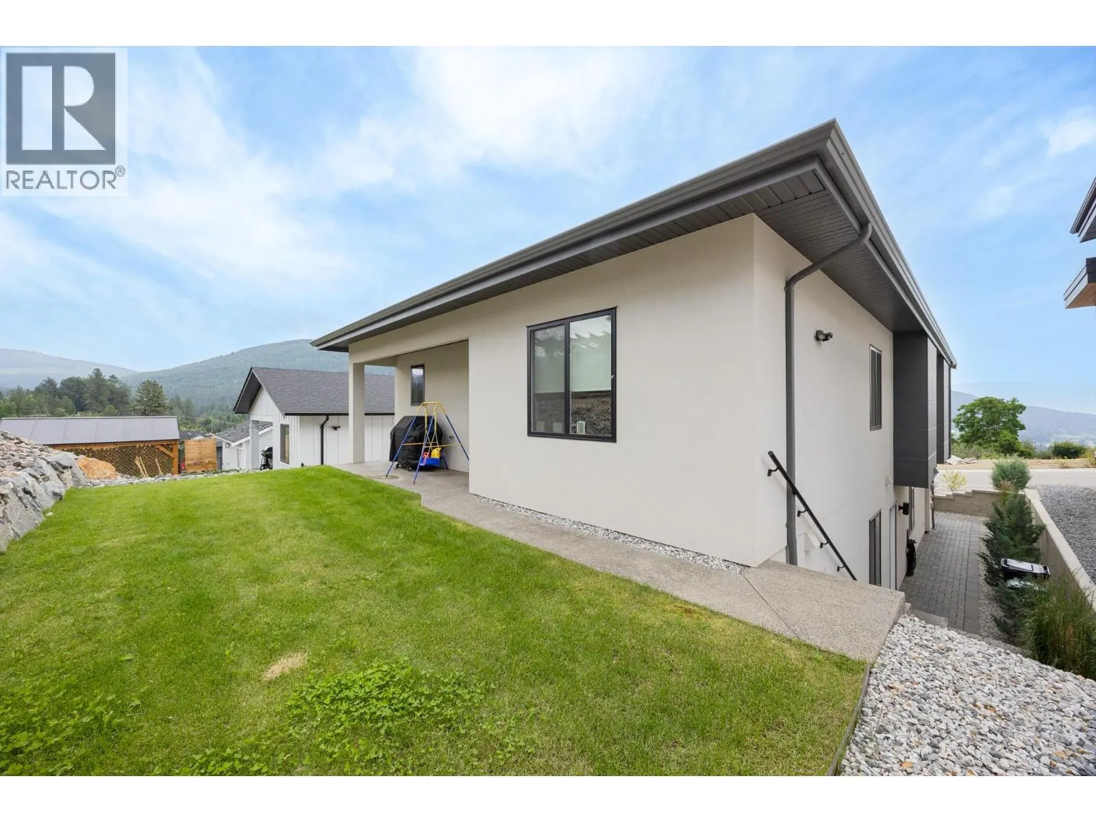 137 Whitefish Road