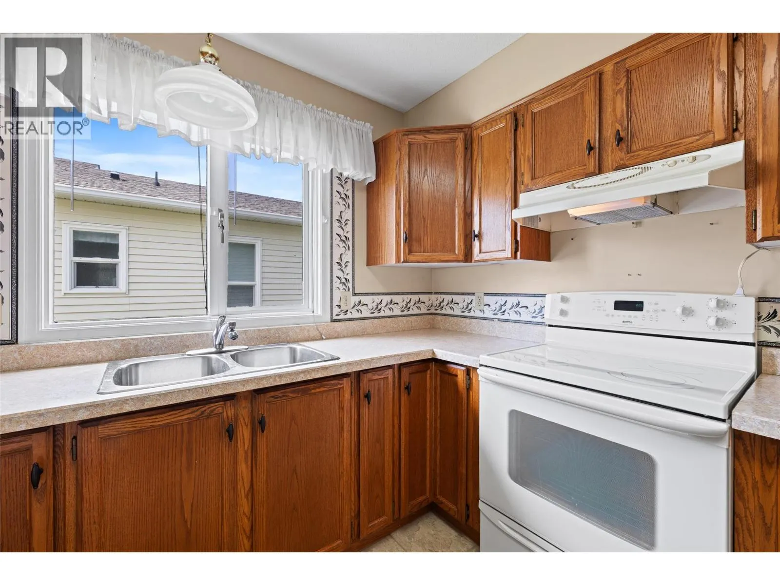 1255 Raymer Avenue Unit# 202
