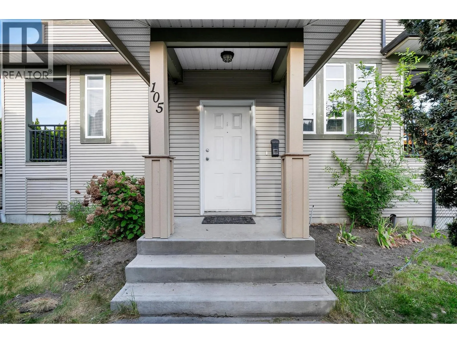 105 mccurdy Road E