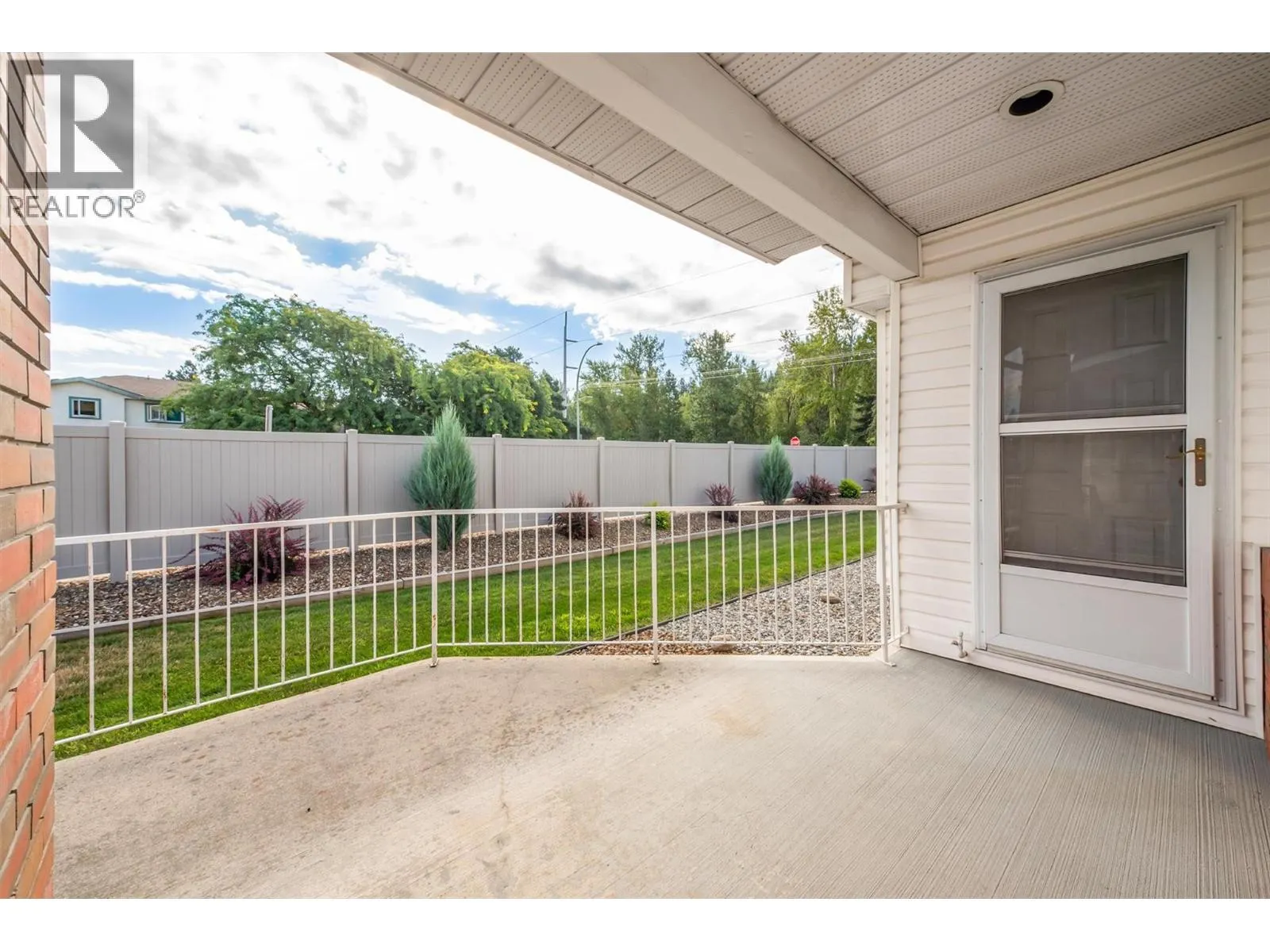 1885 Parkview Crescent Unit# 113