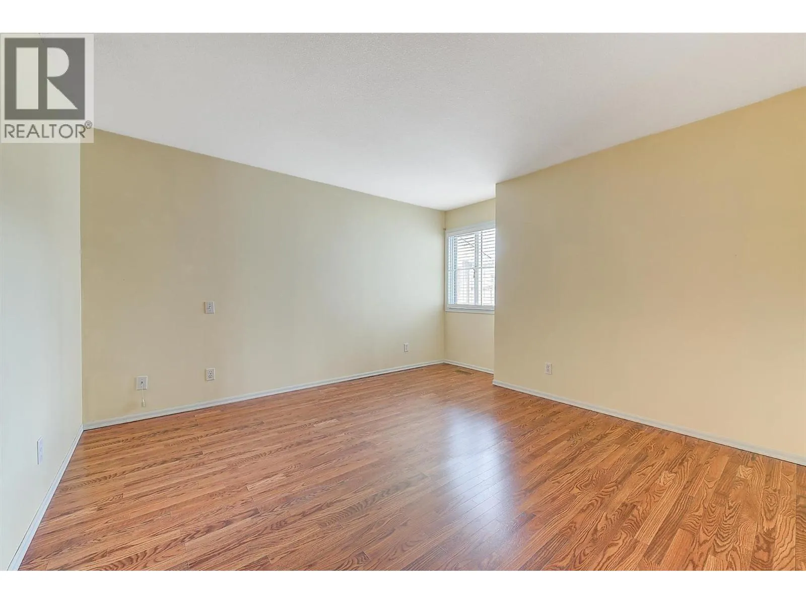 1885 Parkview Crescent Unit# 113