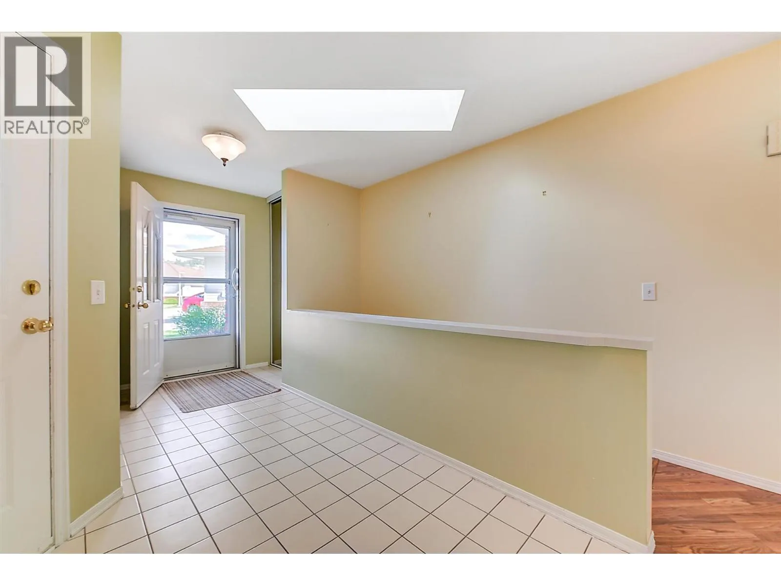 1885 Parkview Crescent Unit# 113