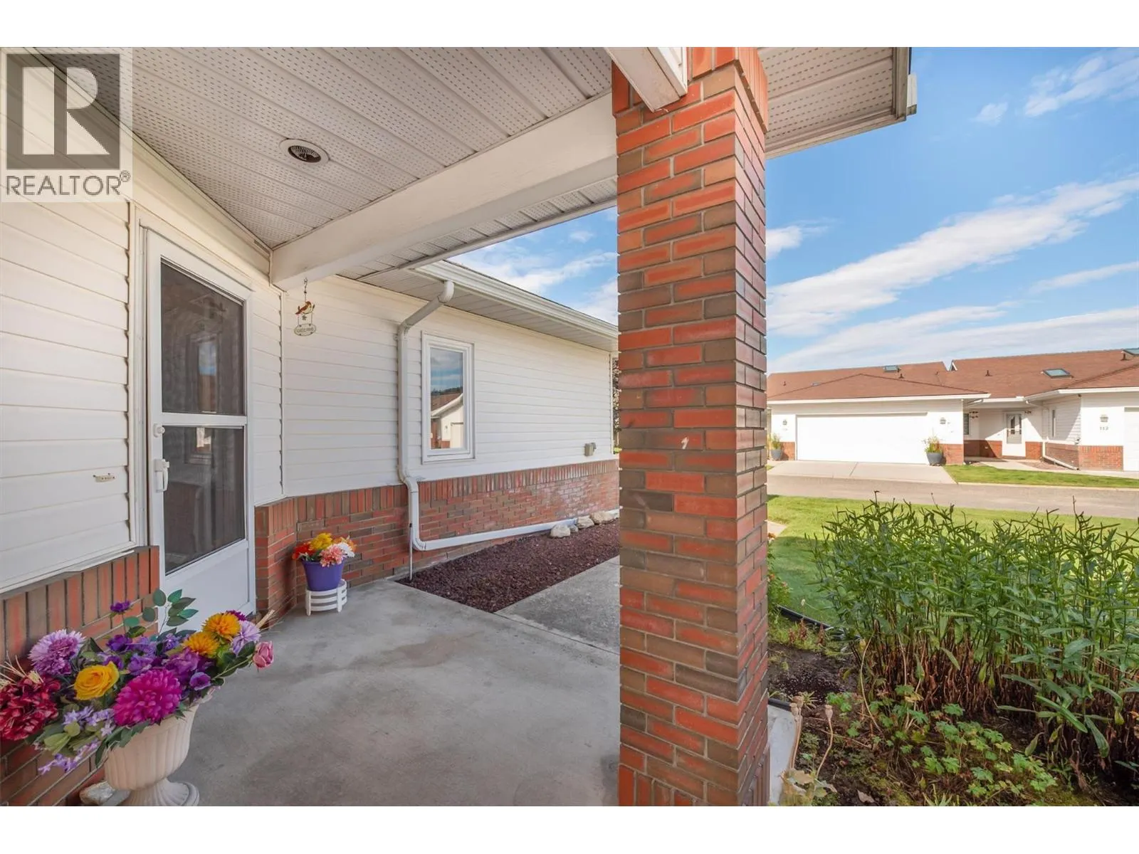 1885 Parkview Crescent Unit# 113