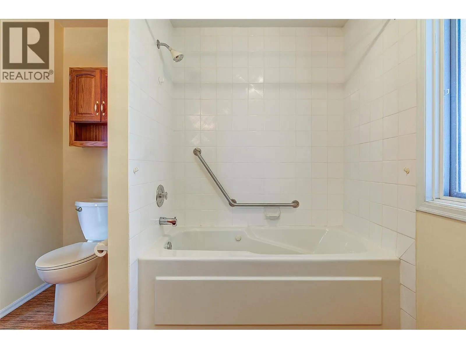 1885 Parkview Crescent Unit# 113