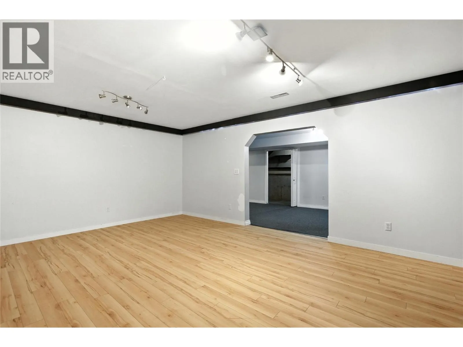 1876 TRANQUILLE Road Unit# 11