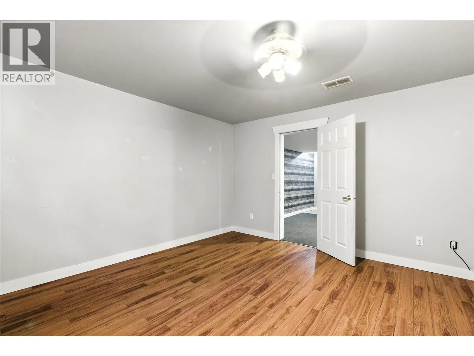 1876 TRANQUILLE Road Unit# 11