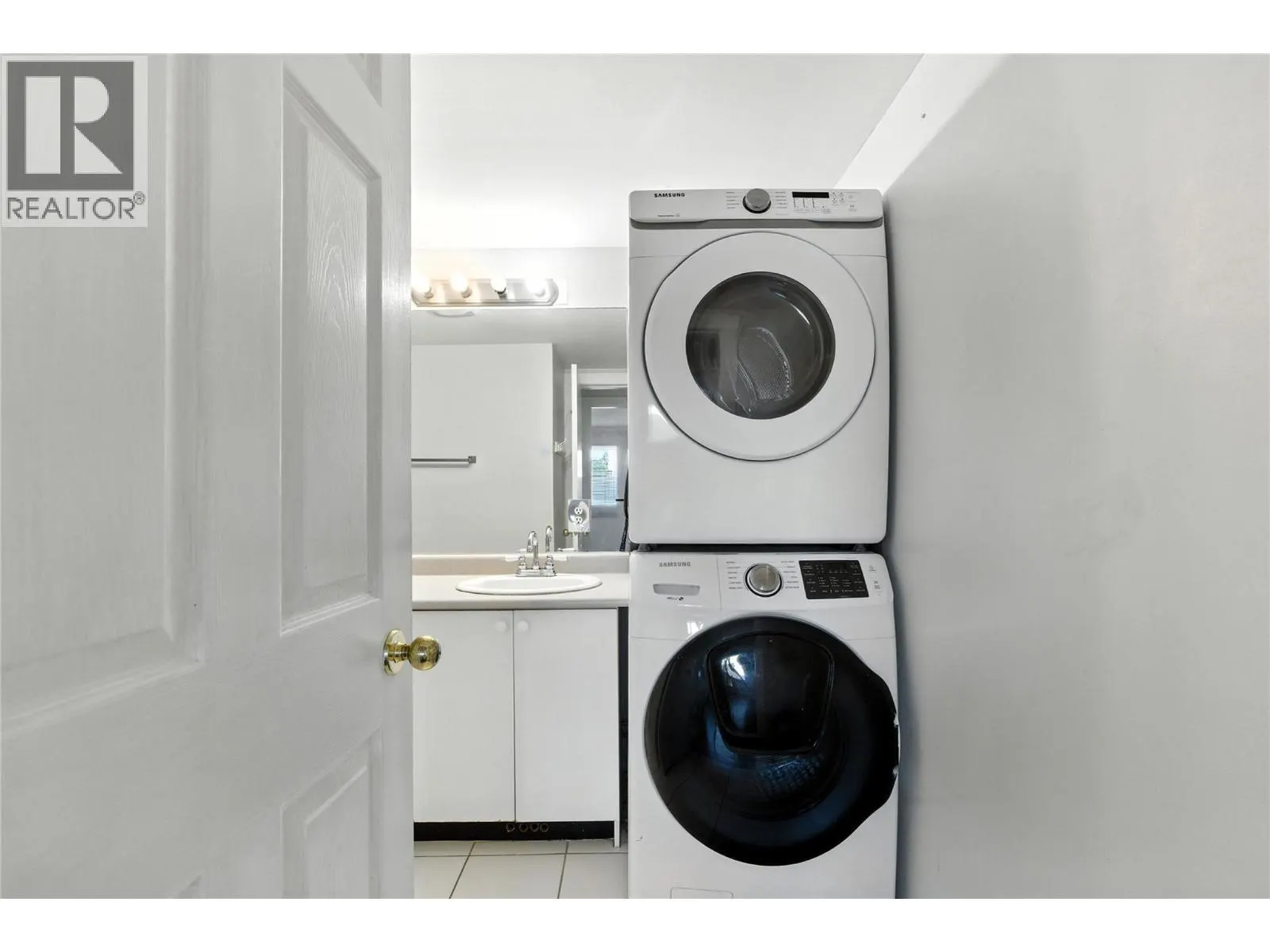 1876 TRANQUILLE Road Unit# 11