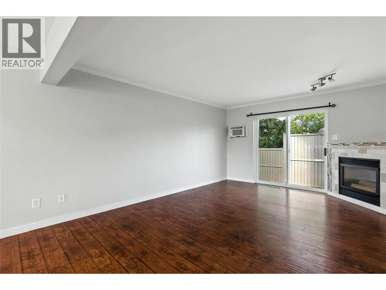 1876 TRANQUILLE Road Unit# 11