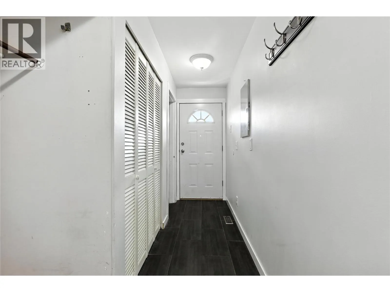1876 TRANQUILLE Road Unit# 11