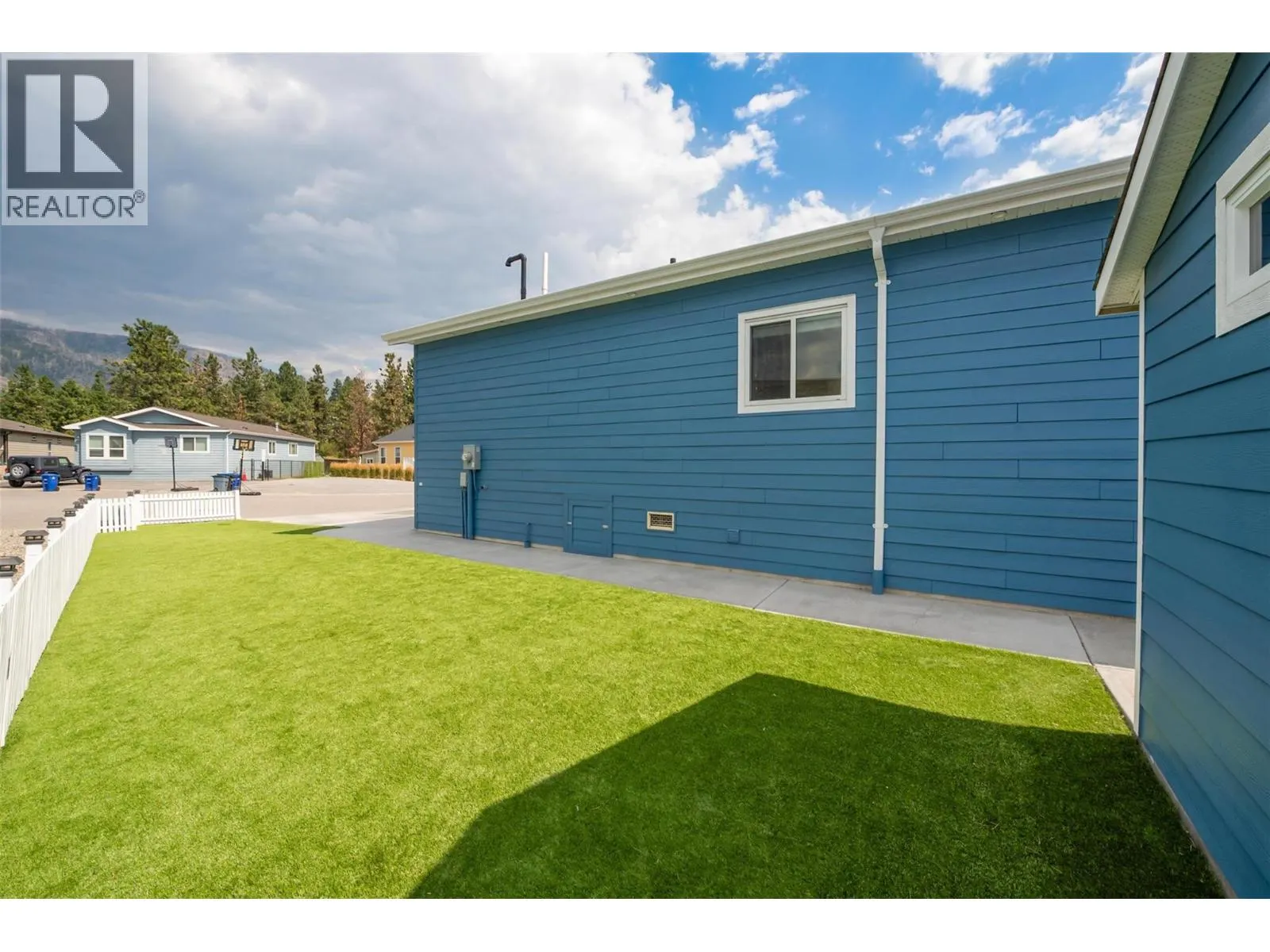 2440 Old Okanagan Highway Unit# 529