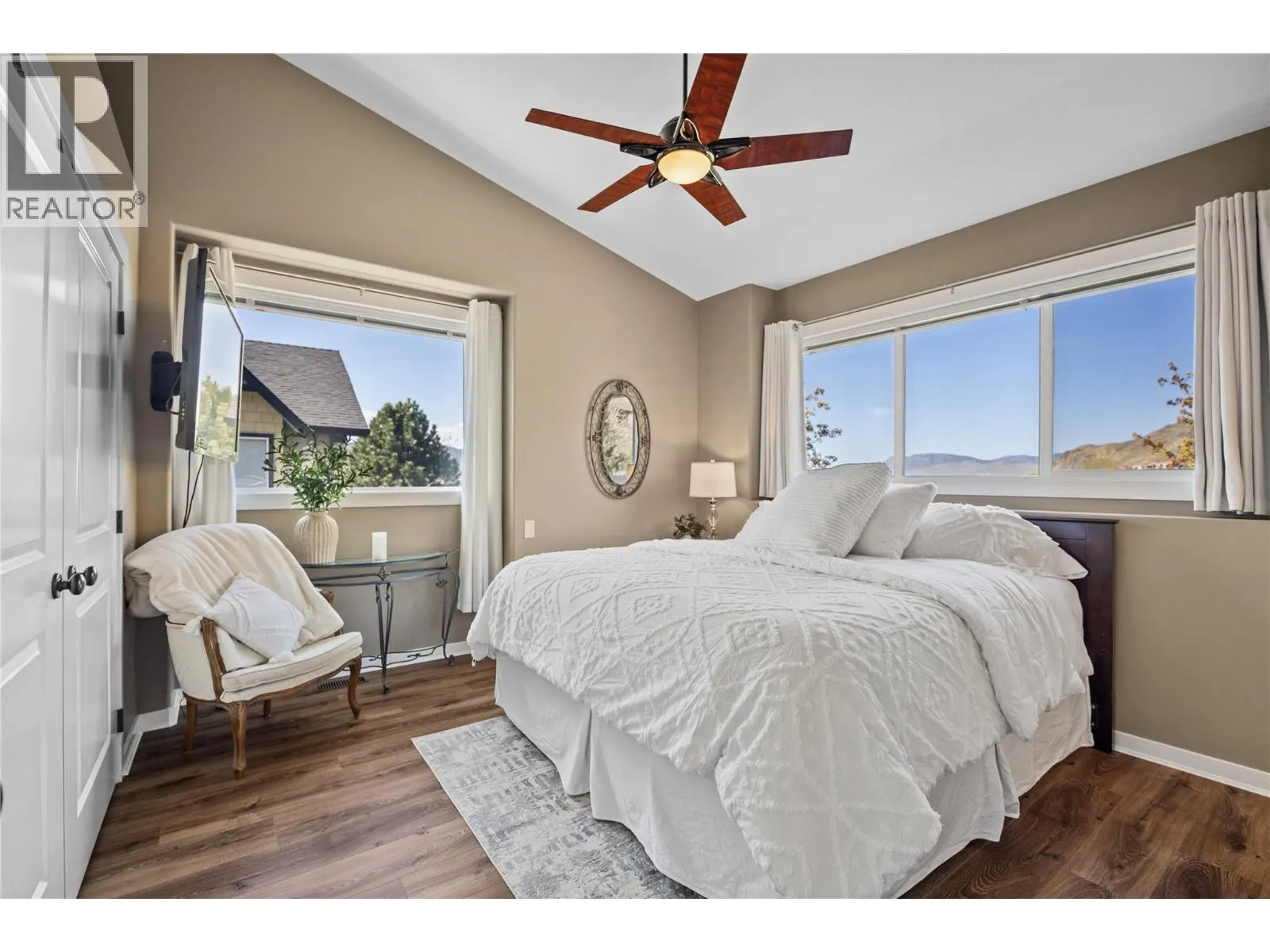 100 Sun Rivers Drive Unit# 2