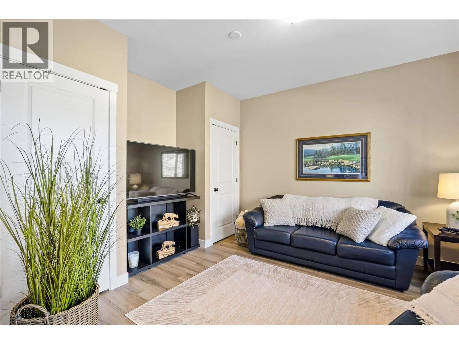 100 Sun Rivers Drive Unit# 2