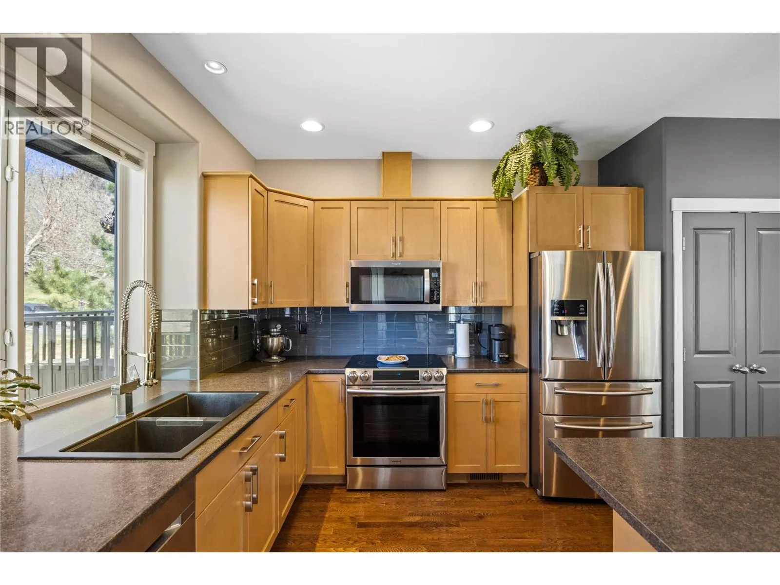 100 Sun Rivers Drive Unit# 2