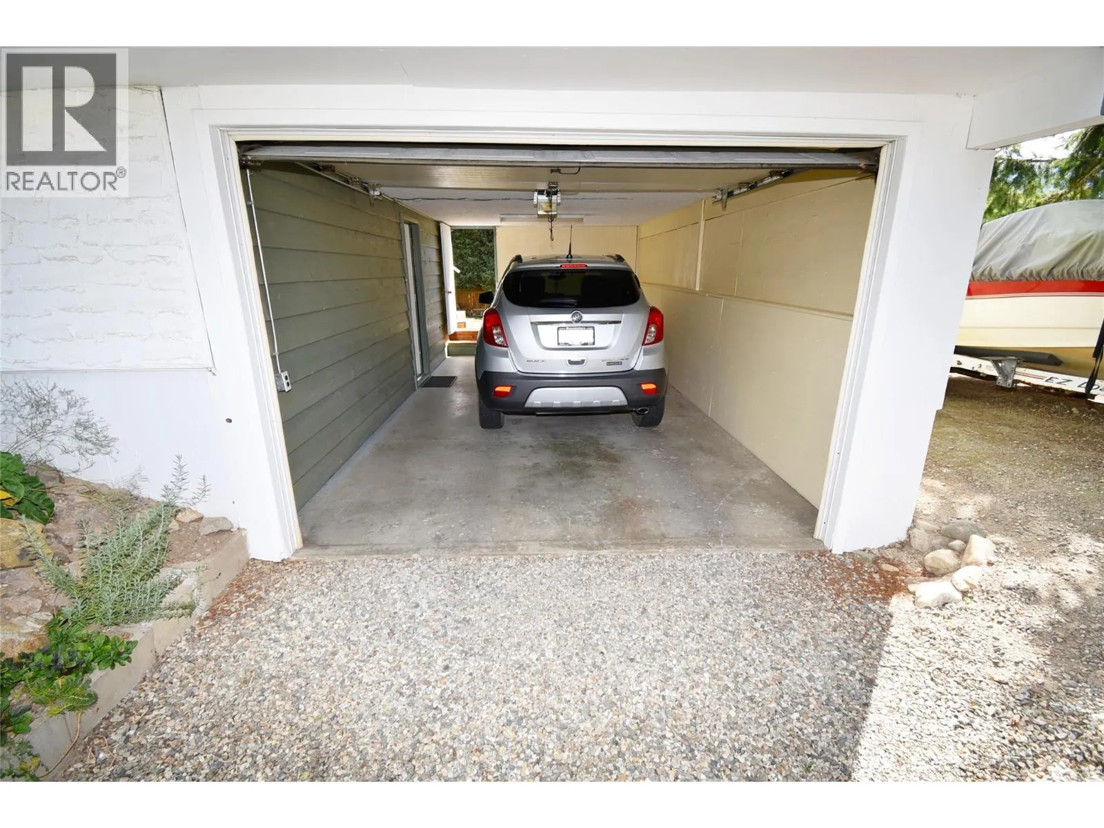 3765 Murray Drive
