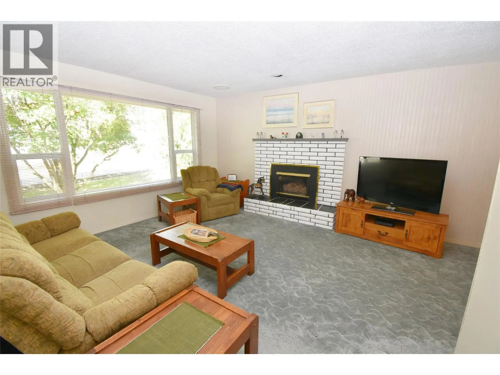 3765 Murray Drive