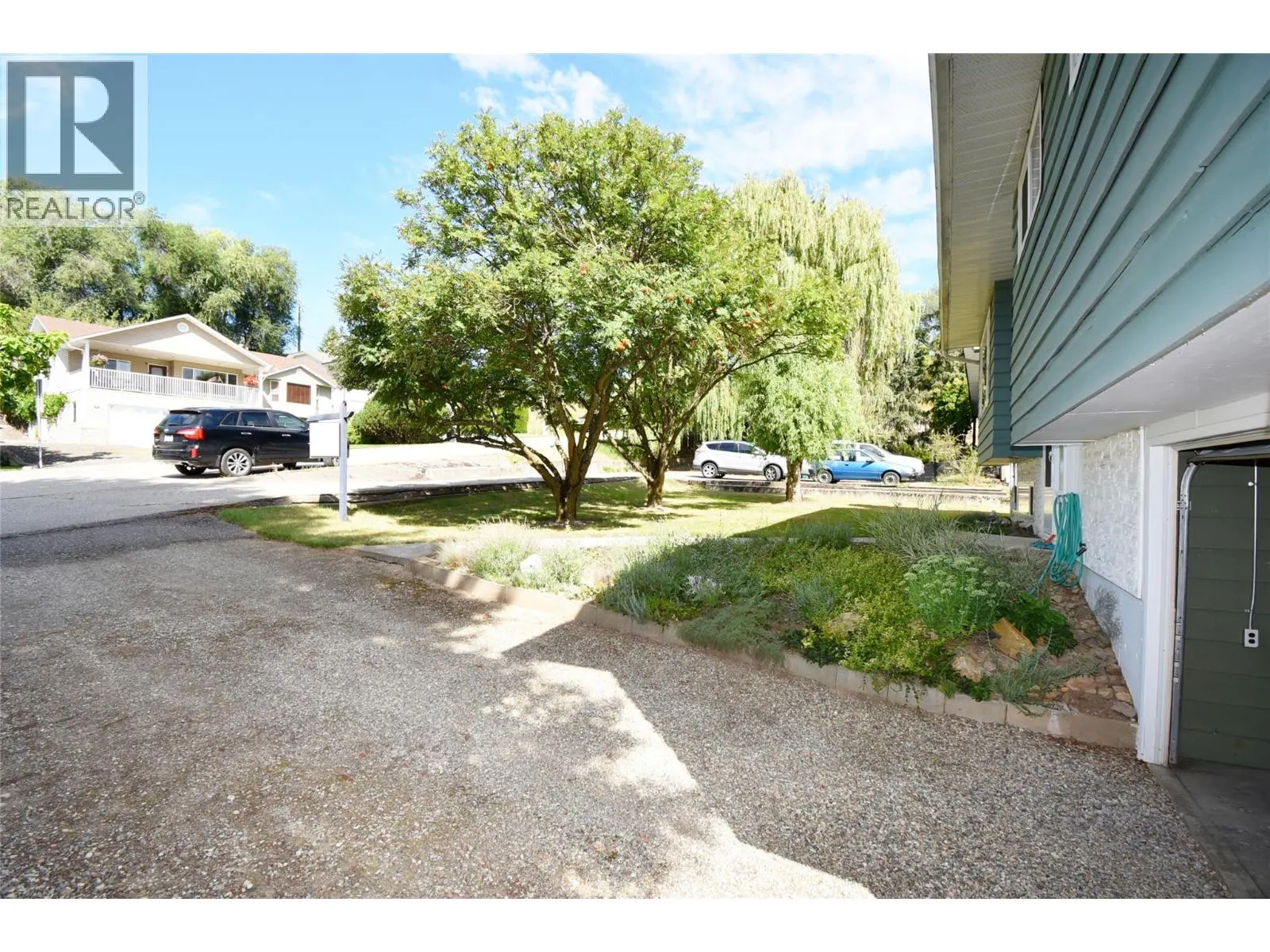 3765 Murray Drive
