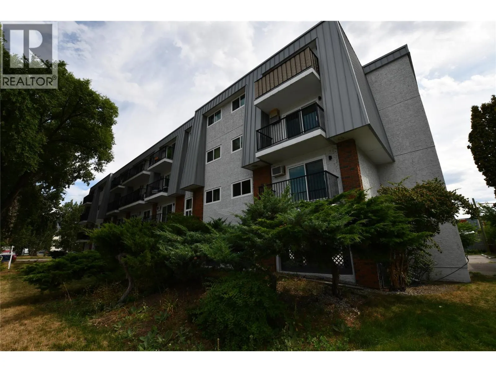 922 Dynes Avenue Unit# 304