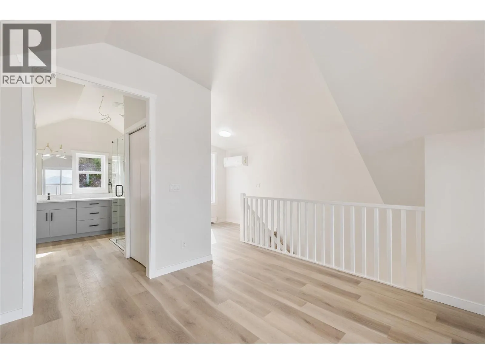 6736 Marbella Loop
