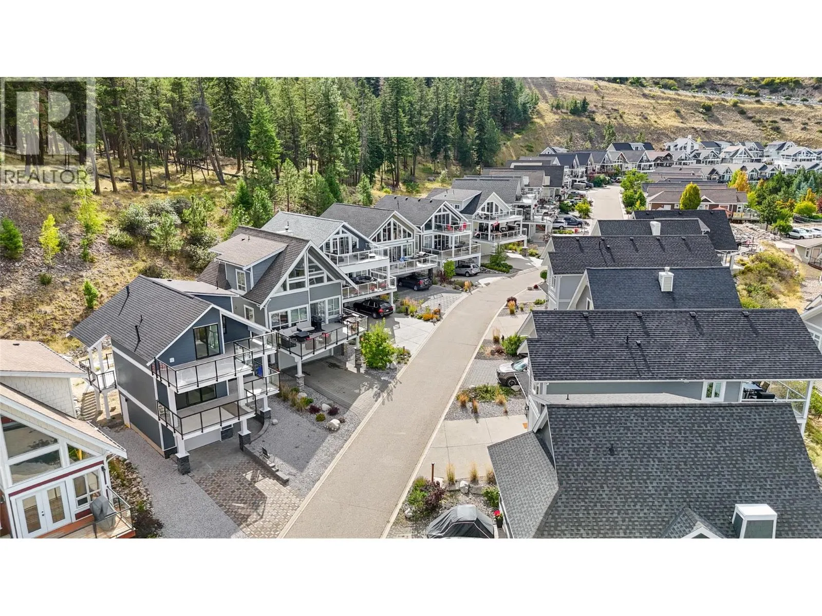 6736 Marbella Loop