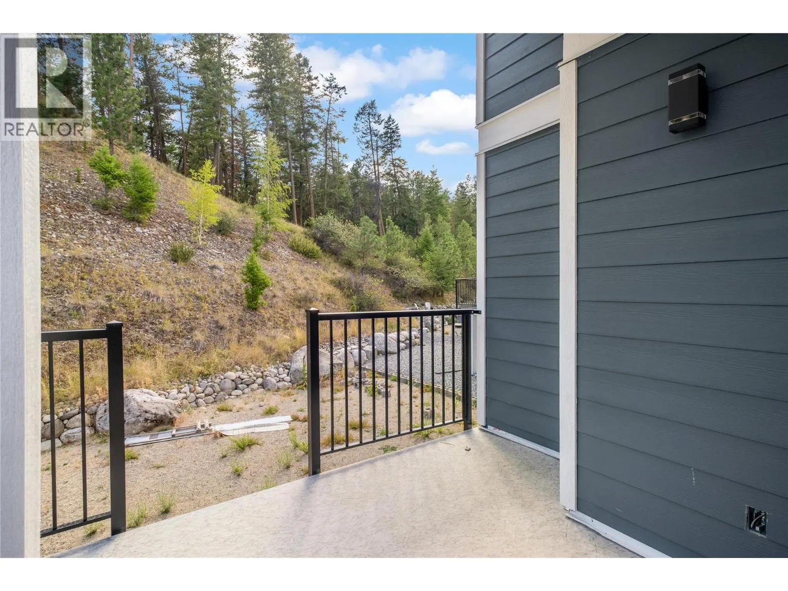 6736 Marbella Loop