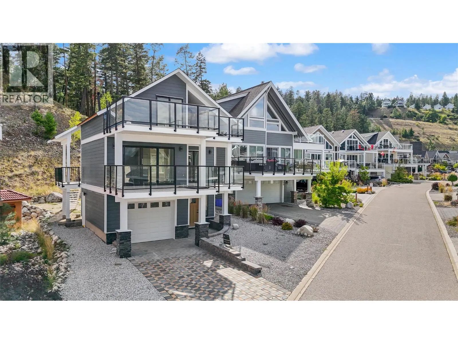 6736 Marbella Loop