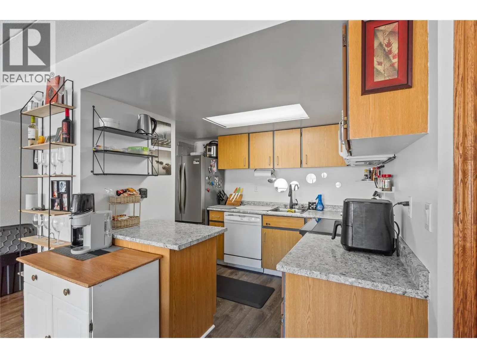 525 Nicola Street Unit# 203