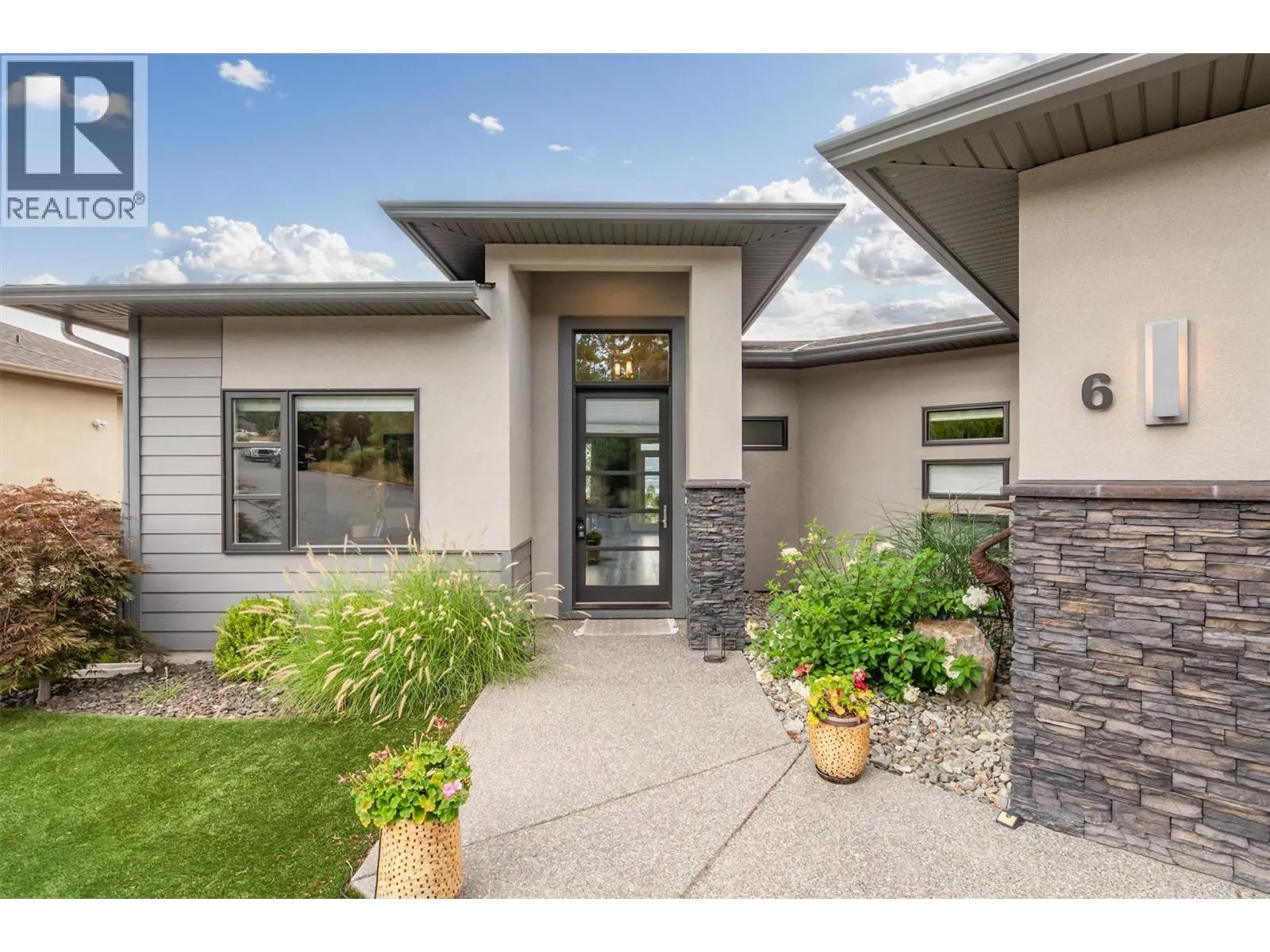 514 Quartz Crescent Unit# 6