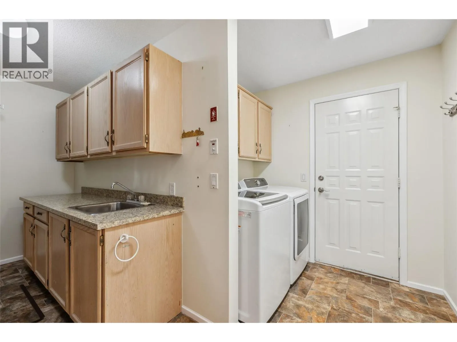 1201 Cameron Avenue Unit# 13