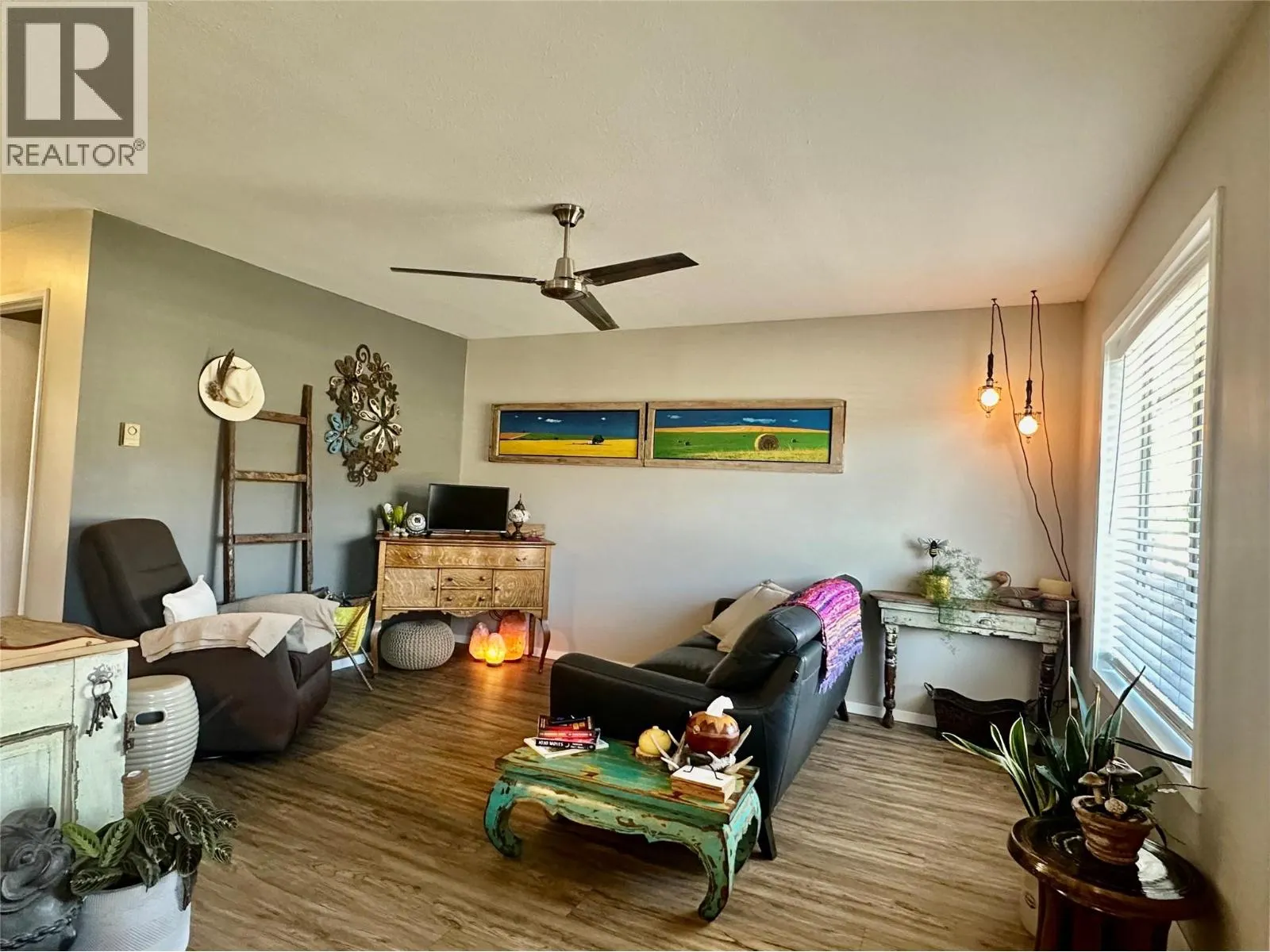 5869 MAIN Street Unit# 5