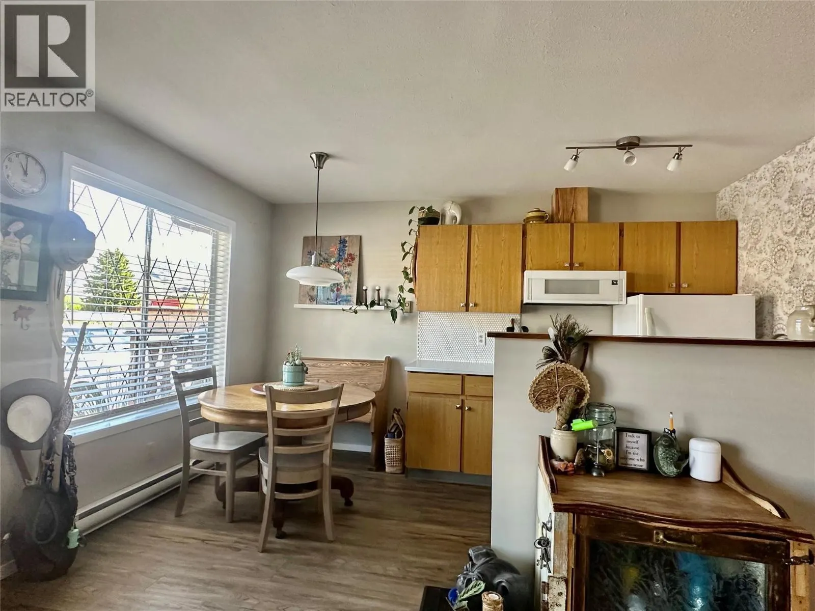 5869 MAIN Street Unit# 5