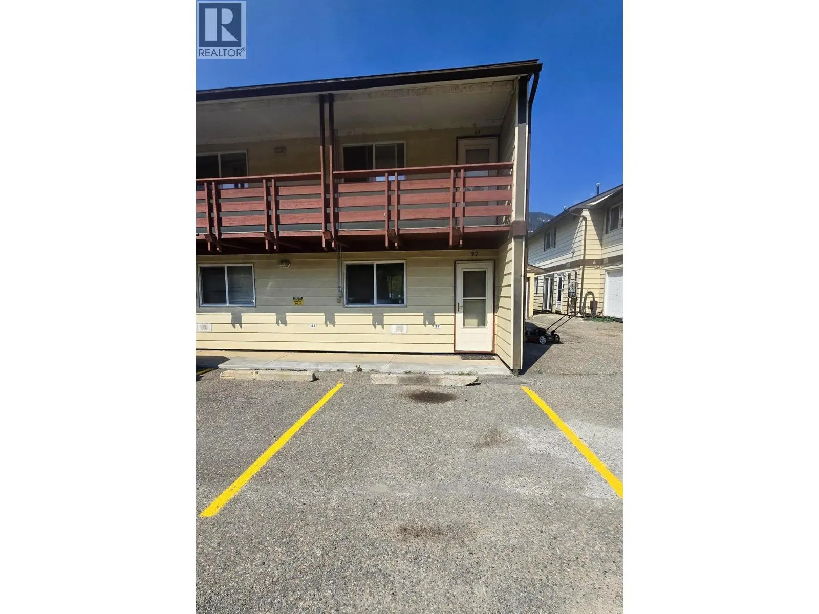 100 RED CEDAR Drive Unit# D37
