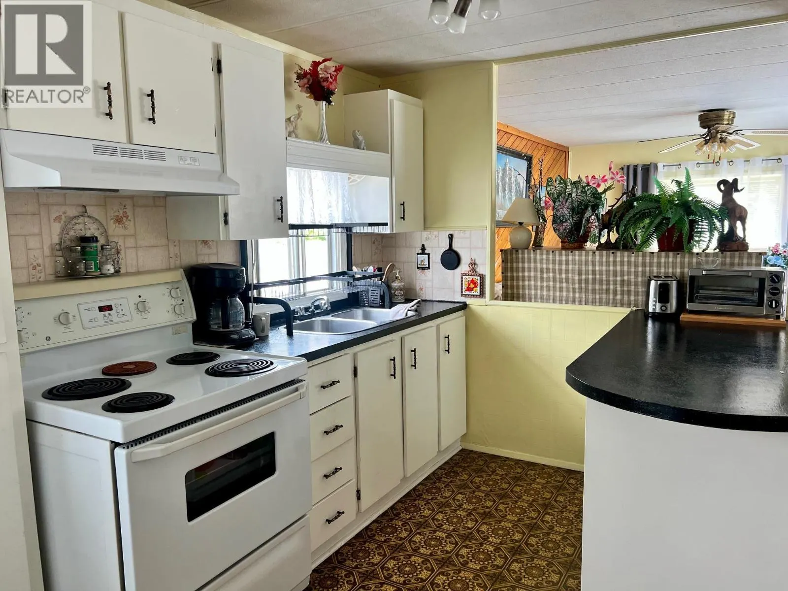 445 6th Avenue N Unit# 25