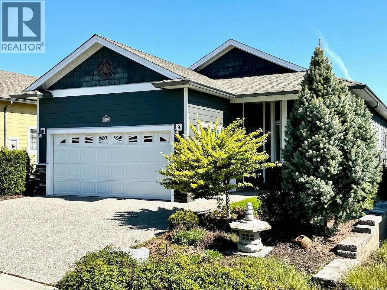 2097 Acorn Crescent