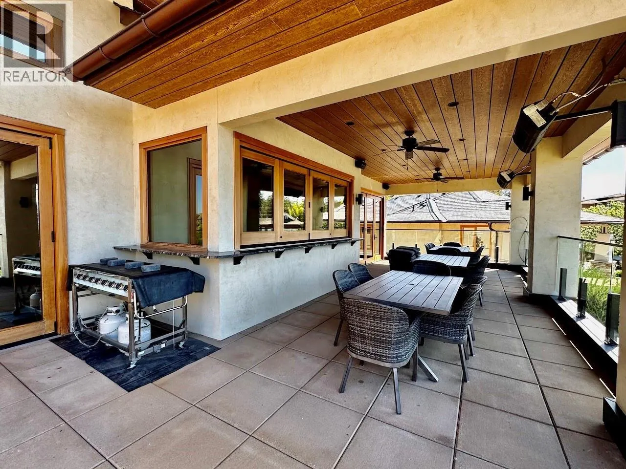 2097 Acorn Crescent