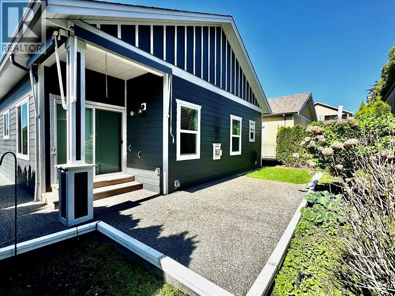 2097 Acorn Crescent