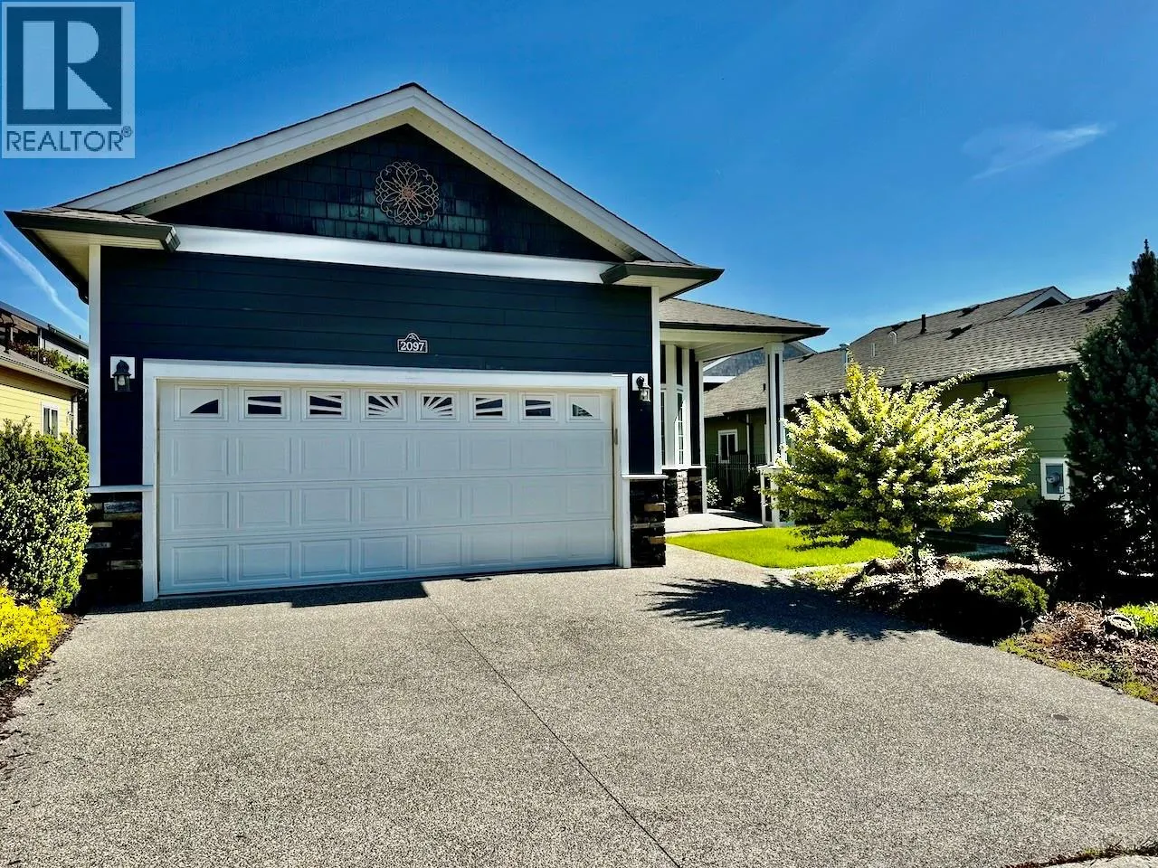 2097 Acorn Crescent