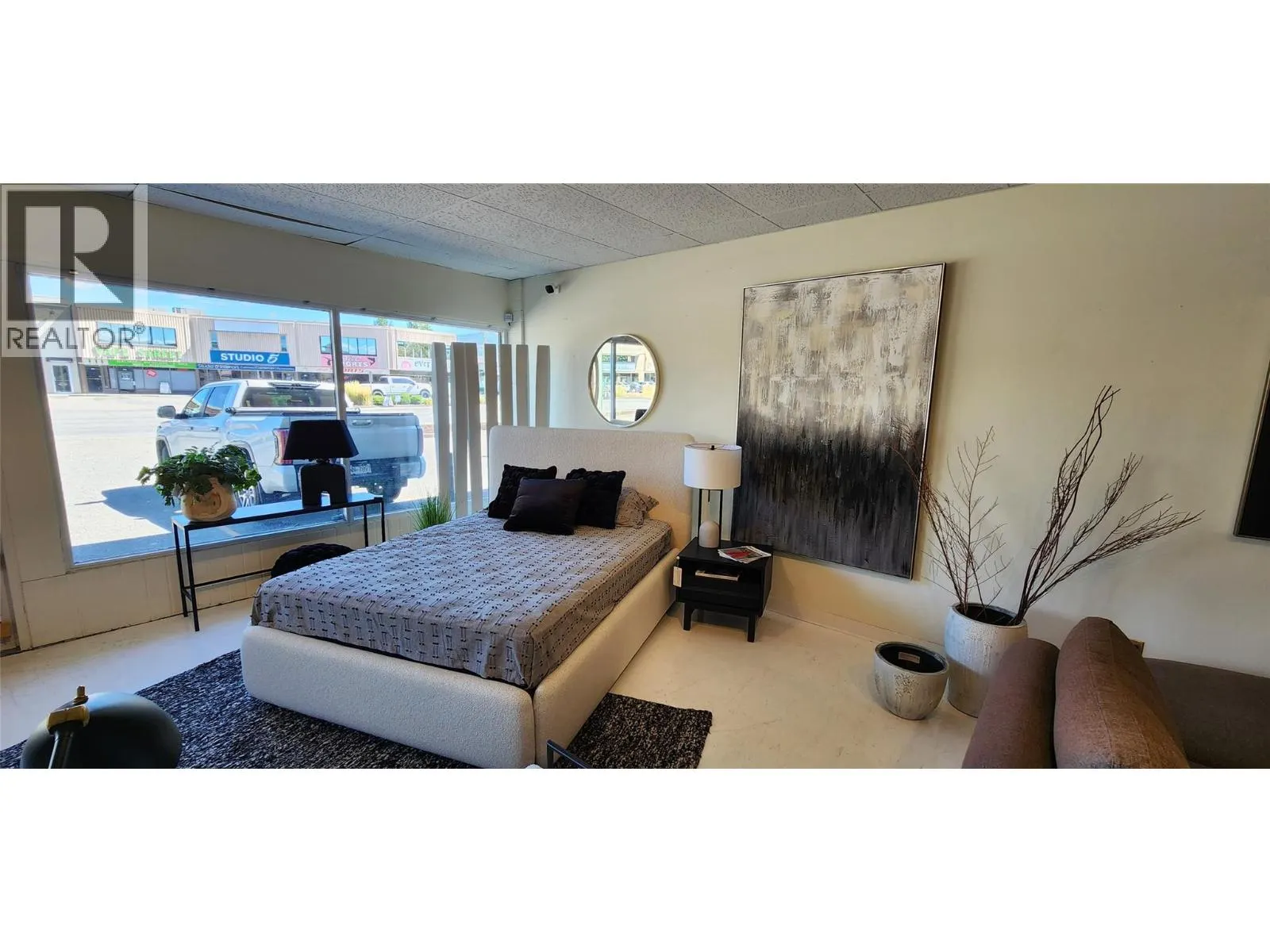 310 Banks Road Unit# 3